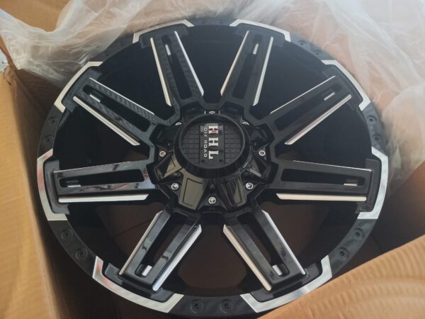 Size 18 Rims for Landcruiser