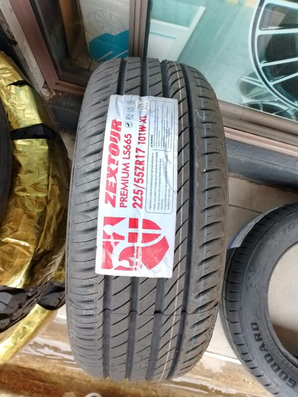 225-55zr17 tyres